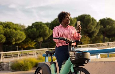 Top 7 des vélos électriques smart avec technologies connectées